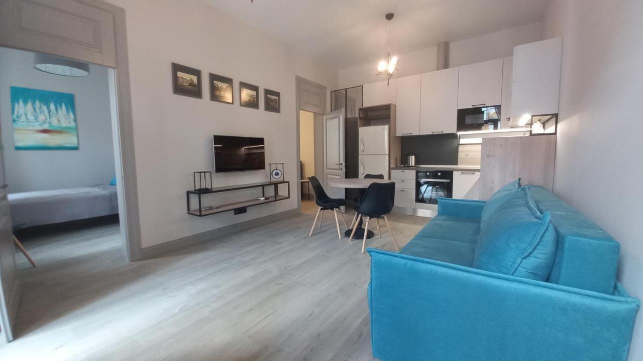 Квартира С Балконом И 2 Спальнями "Na Knyazheskoy" Apartamento Odesa Exterior foto