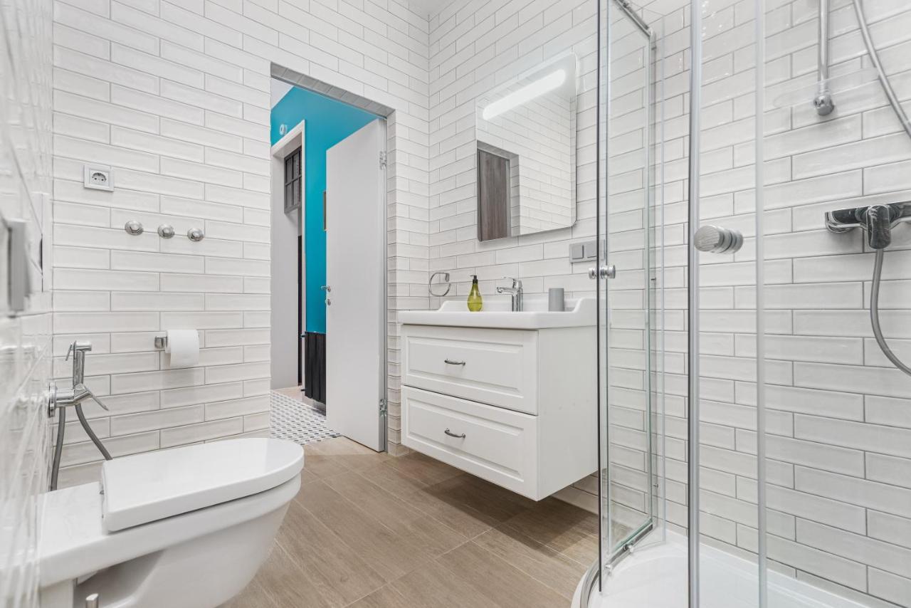 Квартира С Балконом И 2 Спальнями "Na Knyazheskoy" Apartamento Odesa Exterior foto